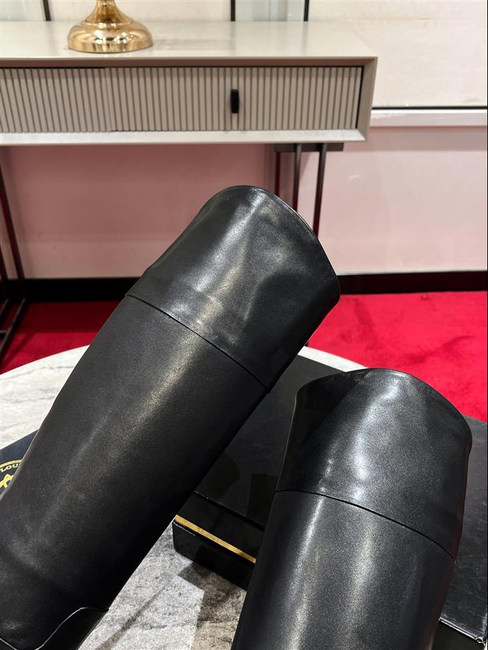 2025112818817409 630